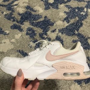 Nike women’s air max shoes pink size 7